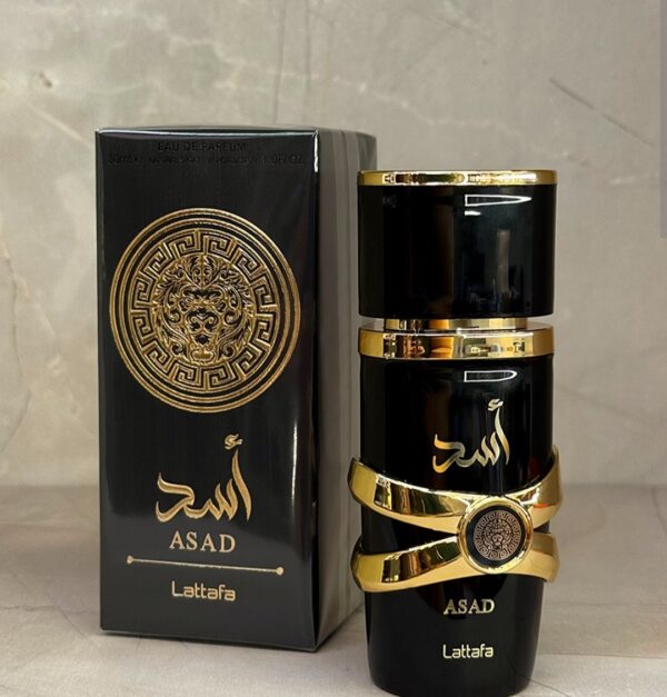 Lattafa Asad Eau de Parfum.